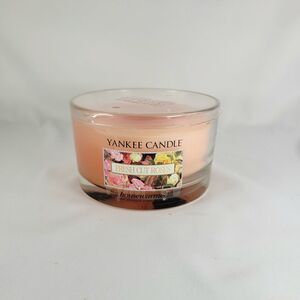 NEW Yankee Candle Fresh Cut Roses 17 oz Housewarmer 3 Wick Large Pink Floral